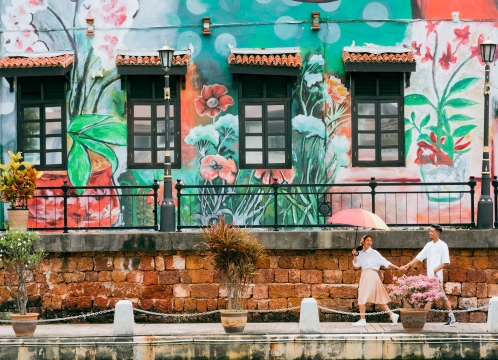 リバーサイドウォールアート